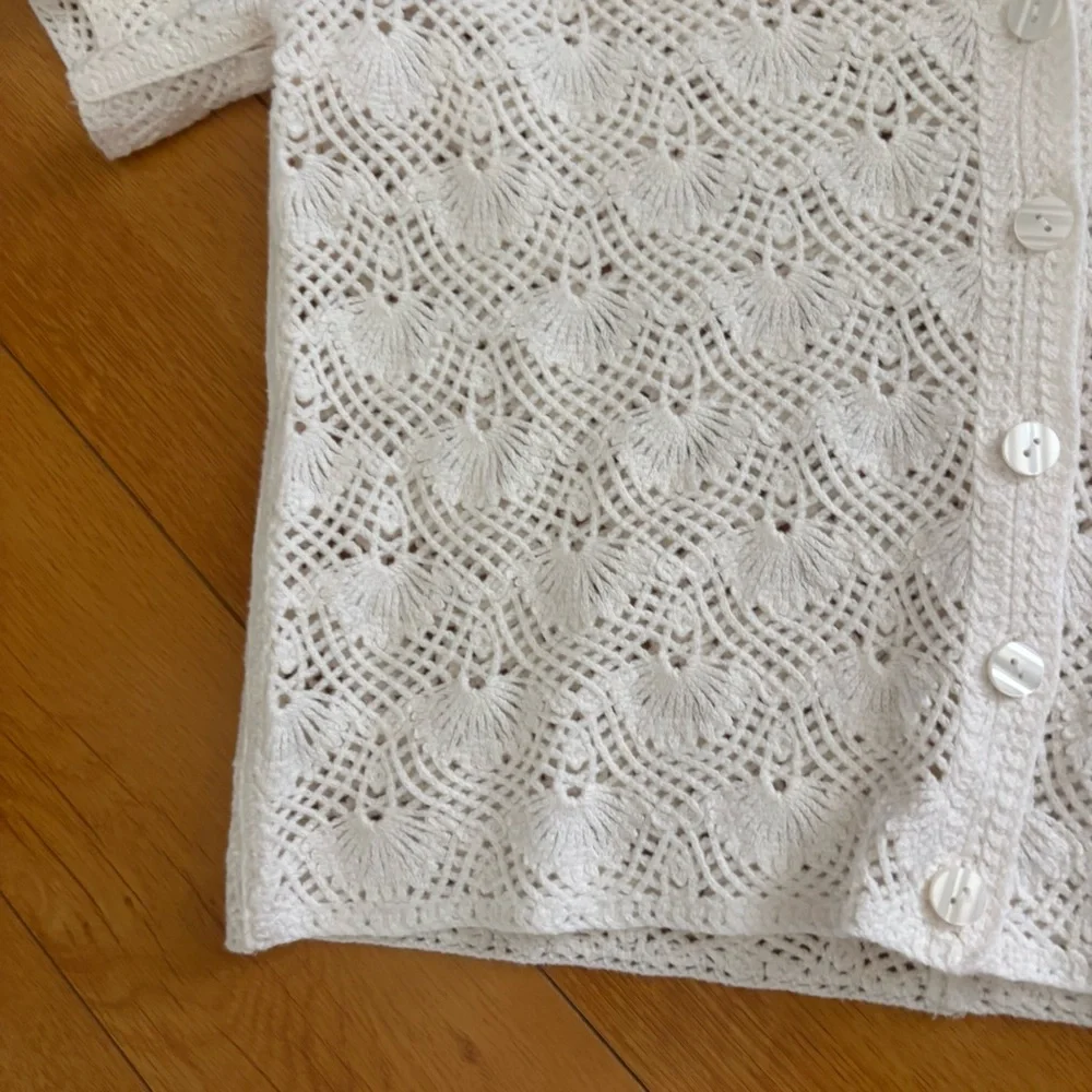 Abercrombie & Fitch Short Sleeve Crochet Style Polo - Picture 4 of 9